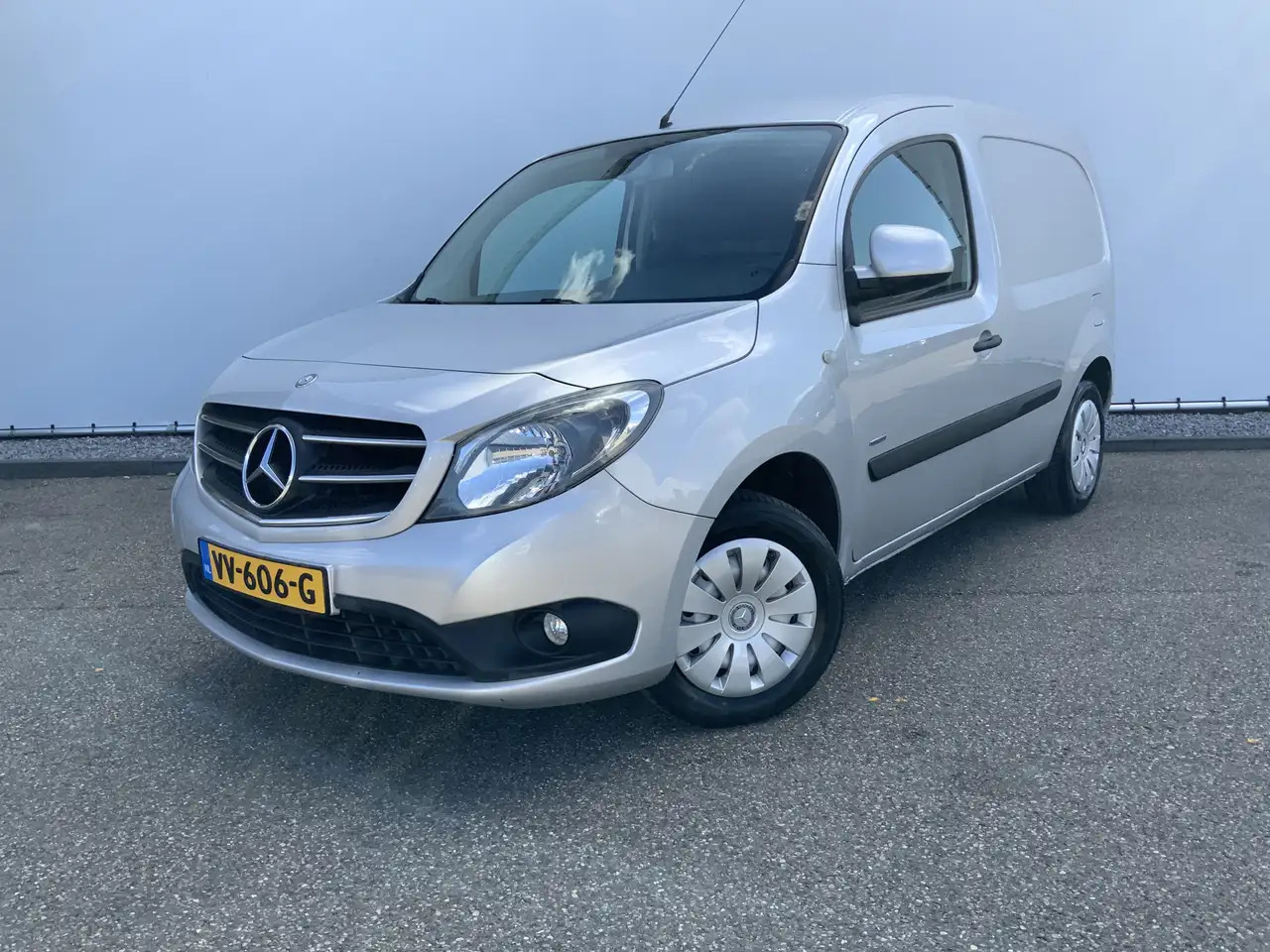 Mercedes-Benz Citan 109 CDI BlueEFFICIENCY Airco Cruise Euro 5 - فان المدمجة: صور 1 Mercedes-Benz Citan 109 CDI BlueEFFICIENCY Airco Cruise Euro 5 - فان المدمجة: صور 1