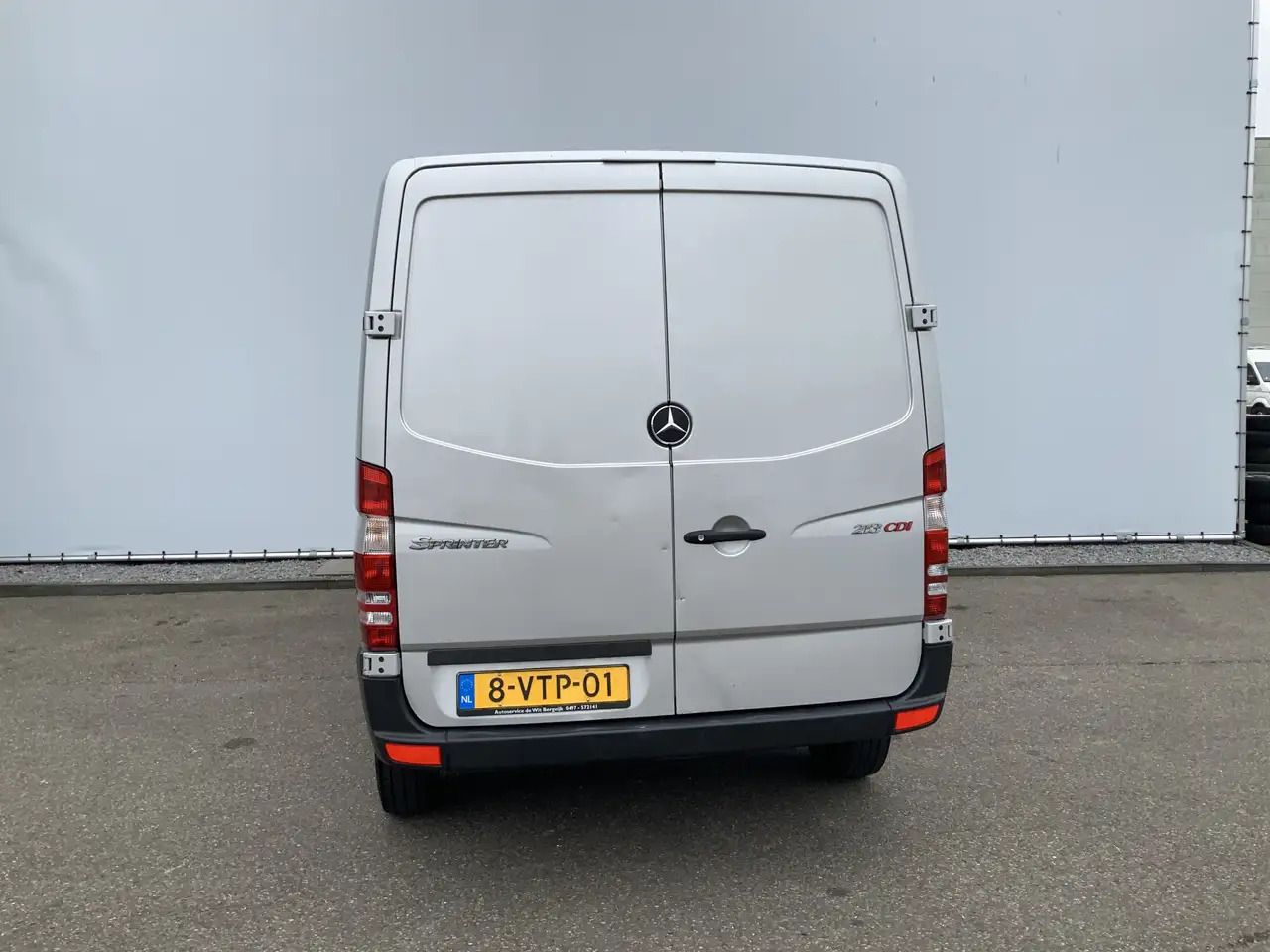 Mercedes-Benz Sprinter 213 2.2 CDI 325 L1H1 Airco Cruise Euro 4 - فان: صور 2 Mercedes-Benz Sprinter 213 2.2 CDI 325 L1H1 Airco Cruise Euro 4 - فان: صور 2