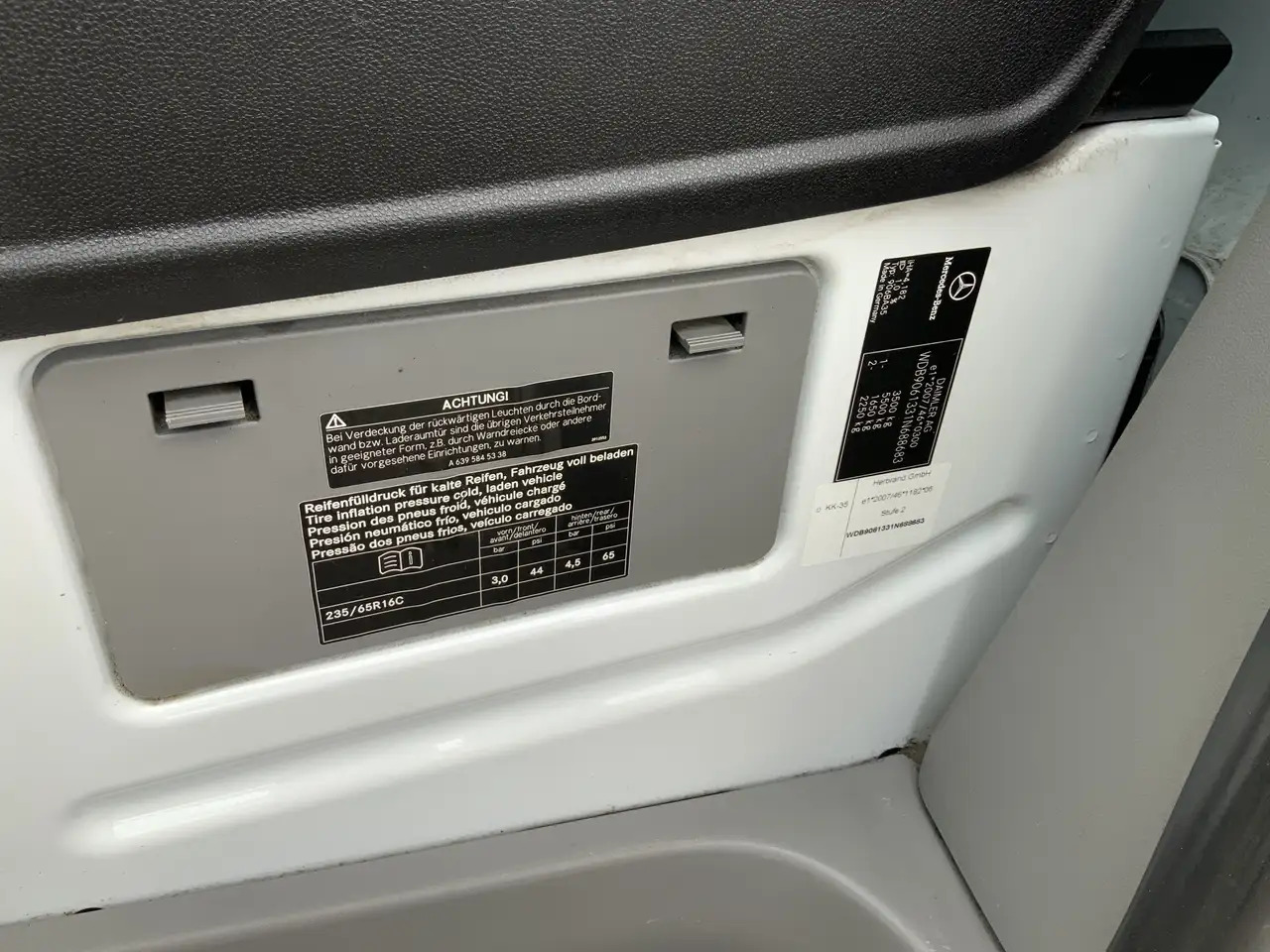 الشاحنات الصغيرة المبردة Mercedes-Benz Sprinter 311 2.2 CDI 366 ijsAuto - 40 C. Deuren 10 Euro 6: صور 12