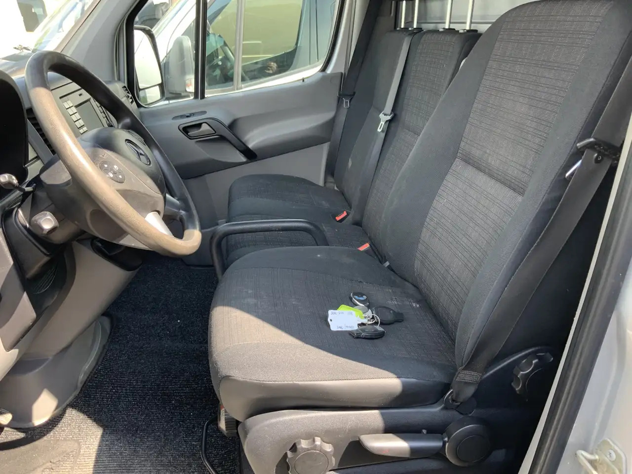 Mercedes-Benz Sprinter 313 2.2 CDI 366 HDAirco Alu Velg Side Bar Trekhaak - فان: صور 4 Mercedes-Benz Sprinter 313 2.2 CDI 366 HDAirco Alu Velg Side Bar Trekhaak - فان: صور 4