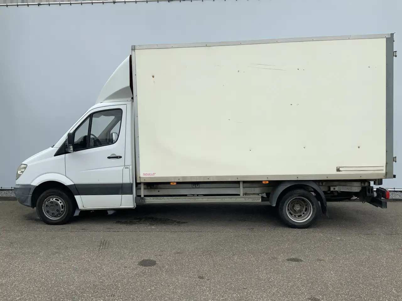 Mercedes-Benz Sprinter 513 2.2 CDI 432 Meubelbak & Deuren 3 Zits Cruise T - الشاحنات الصغيرة صندوق مغلق: صور 3 Mercedes-Benz Sprinter 513 2.2 CDI 432 Meubelbak & Deuren 3 Zits Cruise T - الشاحنات الصغيرة صندوق مغلق: صور 3