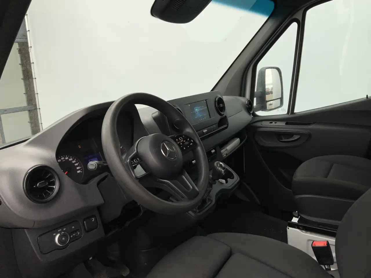 Mercedes-Benz Sprinter MARGE !!!! 314 2.2 CDI Meubelbak&Lift & Zijdeur Ai - الشاحنات الصغيرة صندوق مغلق: صور 5 Mercedes-Benz Sprinter MARGE !!!! 314 2.2 CDI Meubelbak&Lift & Zijdeur Ai - الشاحنات الصغيرة صندوق مغلق: صور 5