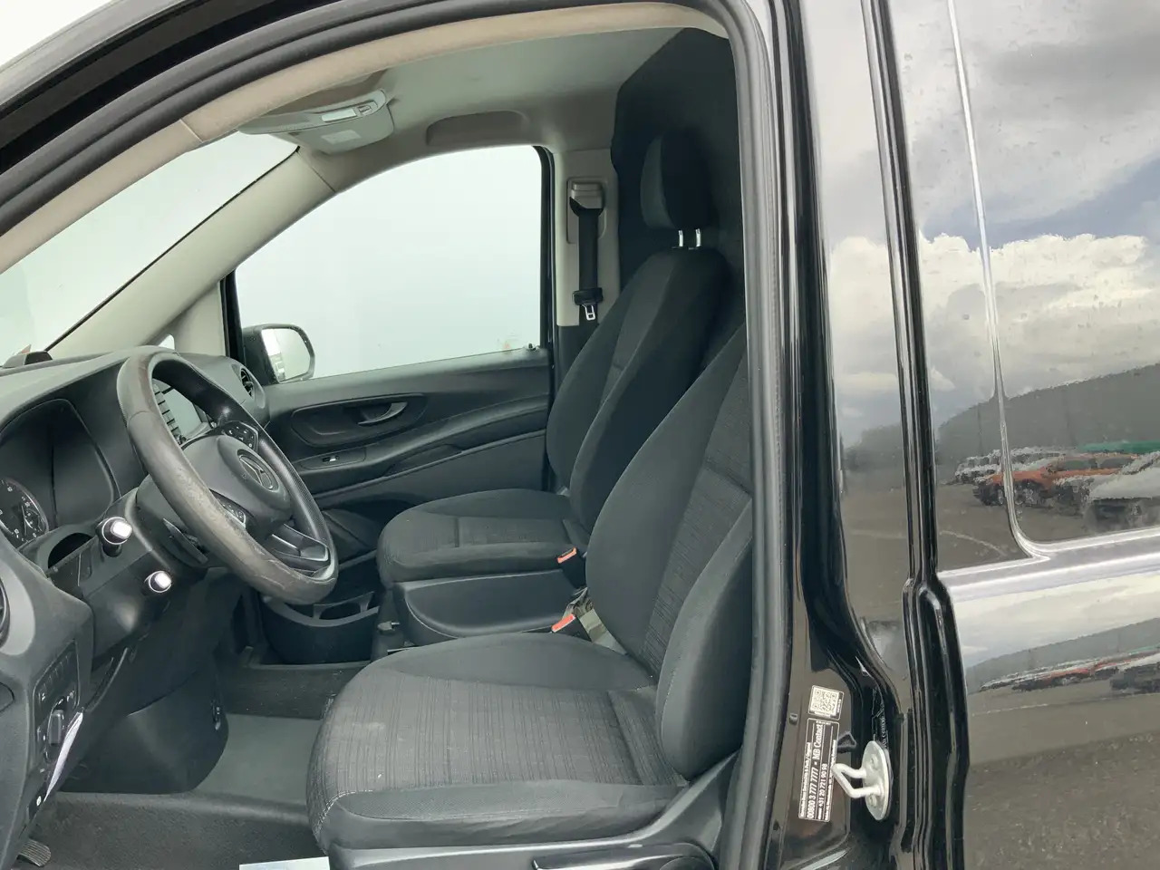 Mercedes-Benz Vito 116 CDI Lang Airco Cruise Camera Navi Side Bar Tre - فان المدمجة: صور 5 Mercedes-Benz Vito 116 CDI Lang Airco Cruise Camera Navi Side Bar Tre - فان المدمجة: صور 5