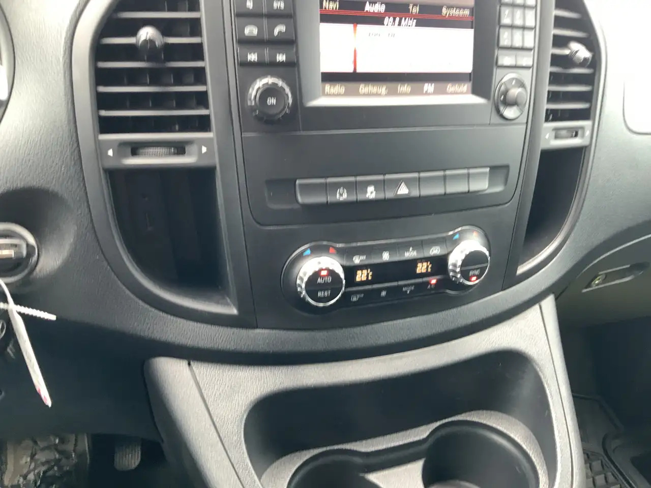 Mercedes-Benz Vito 116 CDI Lang Automaat Airco Cruise Camera Trekhaak - فان: صور 5 Mercedes-Benz Vito 116 CDI Lang Automaat Airco Cruise Camera Trekhaak - فان: صور 5