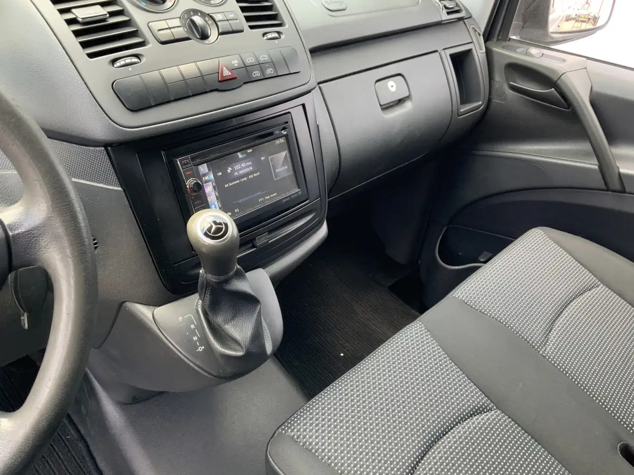 Mercedes-Benz Vito 122 CDI Automaat Koel Auto werkt 100 % 0.gr Airco - الشاحنات الصغيرة المبردة: صور 5 Mercedes-Benz Vito 122 CDI Automaat Koel Auto werkt 100 % 0.gr Airco - الشاحنات الصغيرة المبردة: صور 5