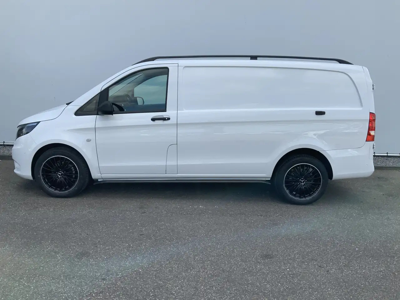 Mercedes-Benz Vito Automaat 116 CDI Lang 2 Airco Cruise 3 Zits Alu Ve - فان المدمجة: صور 3 Mercedes-Benz Vito Automaat 116 CDI Lang 2 Airco Cruise 3 Zits Alu Ve - فان المدمجة: صور 3