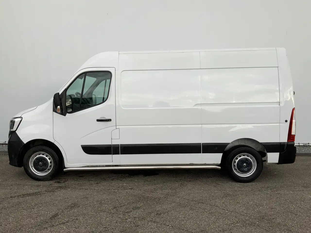 Renault Master T35 2.3 dCi 135 L2H2 Airco Cruise 3 Zits Camera Na - فان: صور 3 Renault Master T35 2.3 dCi 135 L2H2 Airco Cruise 3 Zits Camera Na - فان: صور 3