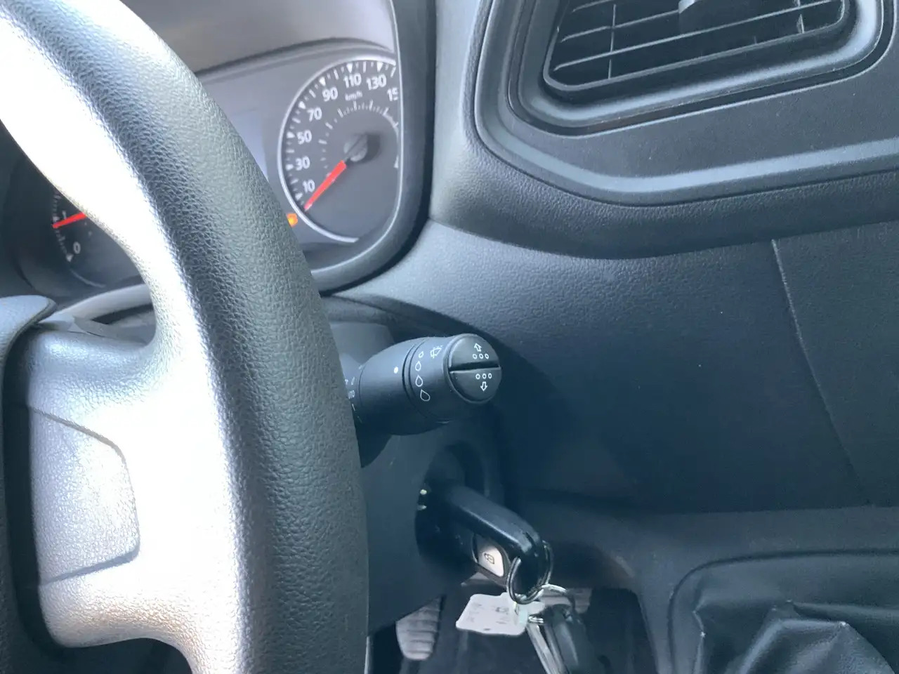 Renault Master T35 2.3 dCi 135 L2H2 Airco Cruise Navi Side Bar Ca - فان: صور 4 Renault Master T35 2.3 dCi 135 L2H2 Airco Cruise Navi Side Bar Ca - فان: صور 4