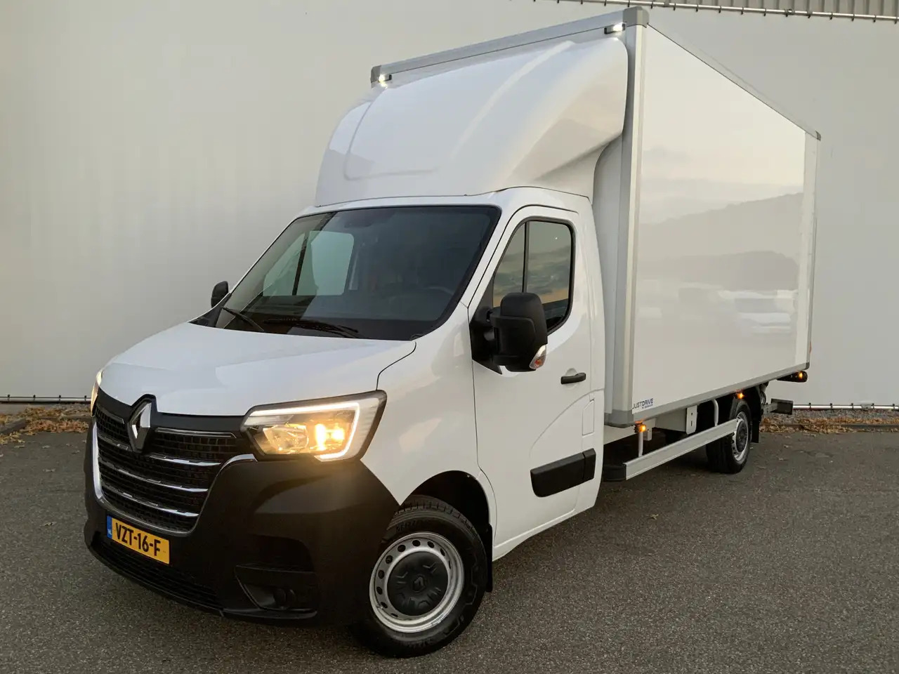 Renault Master T35 2.3 dCi 145 L3 Meubelbak&Klep Zijdeur Airco Cr - الشاحنات الصغيرة صندوق مغلق: صور 1 Renault Master T35 2.3 dCi 145 L3 Meubelbak&Klep Zijdeur Airco Cr - الشاحنات الصغيرة صندوق مغلق: صور 1