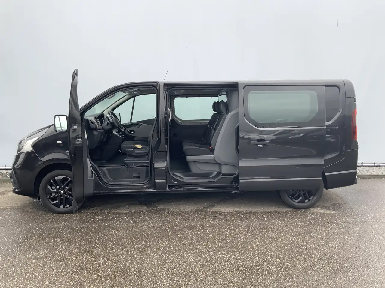 Renault Trafic 1.6 dCi T29 L2H1 Dub Cab 5 Zits Airco Cruise Navi - الشاحنات الصغيرة كابينة مزدوجة: صور 4 Renault Trafic 1.6 dCi T29 L2H1 Dub Cab 5 Zits Airco Cruise Navi - الشاحنات الصغيرة كابينة مزدوجة: صور 4