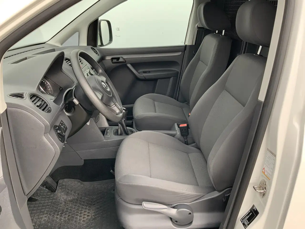 Volkswagen Caddy BENZINE !!! 1.2 TSI Airco Side Bar Alu Velg Trekha - فان المدمجة: صور 3 Volkswagen Caddy BENZINE !!! 1.2 TSI Airco Side Bar Alu Velg Trekha - فان المدمجة: صور 3