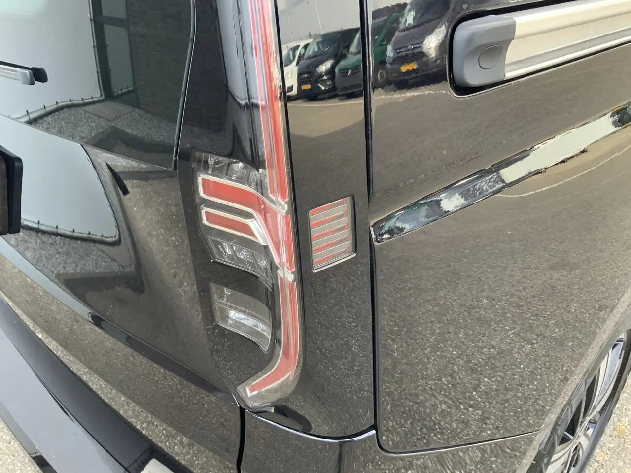 فان المدمجة Volkswagen Caddy Cargo 2.0 TDI 1st Edition Automaat Airco Cruise Le: صور 18