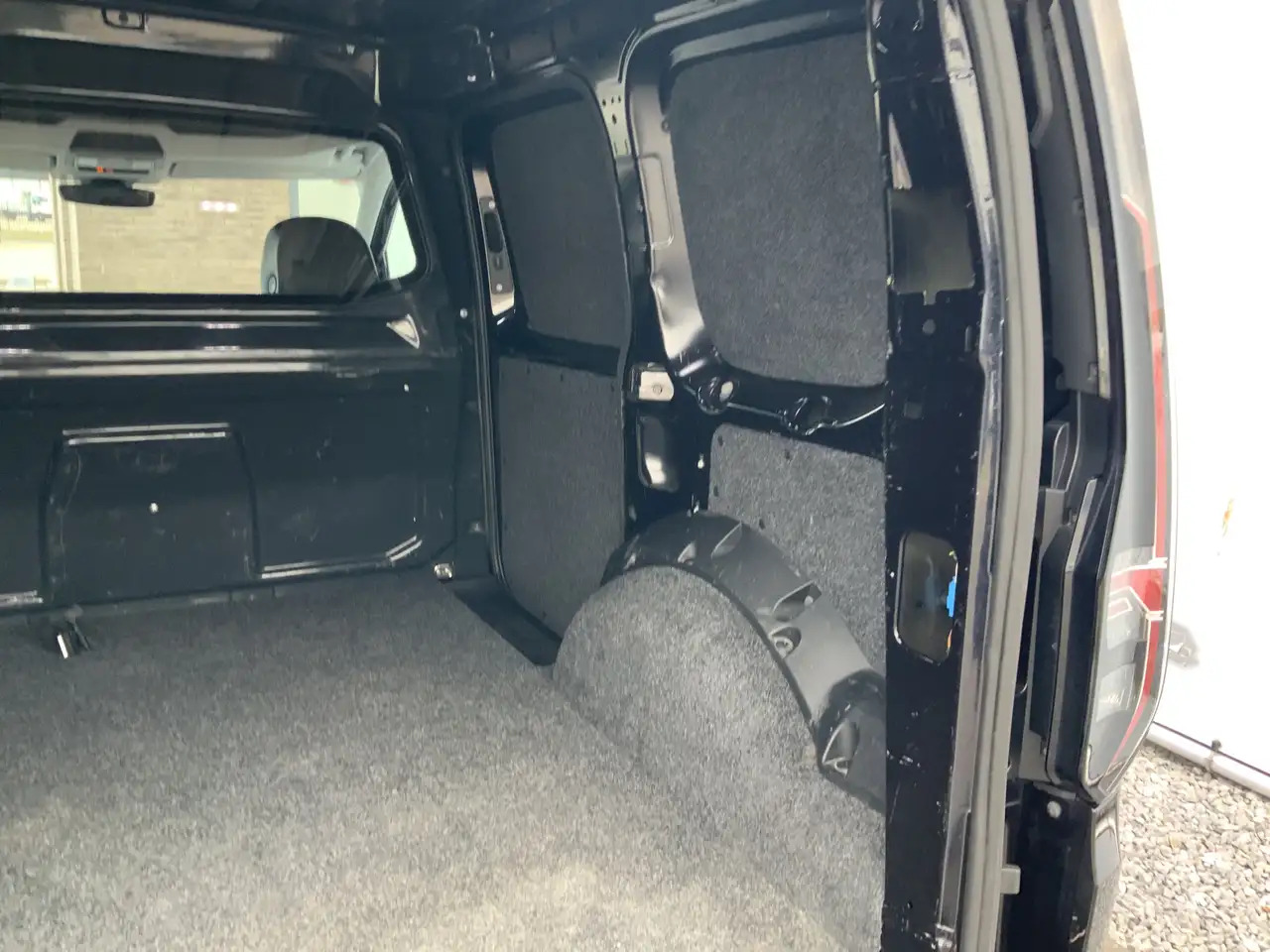 فان المدمجة Volkswagen Caddy Cargo 2.0 TDI 1st Edition Automaat Airco Cruise Le: صور 8 فان المدمجة Volkswagen Caddy Cargo 2.0 TDI 1st Edition Automaat Airco Cruise Le: صور 8