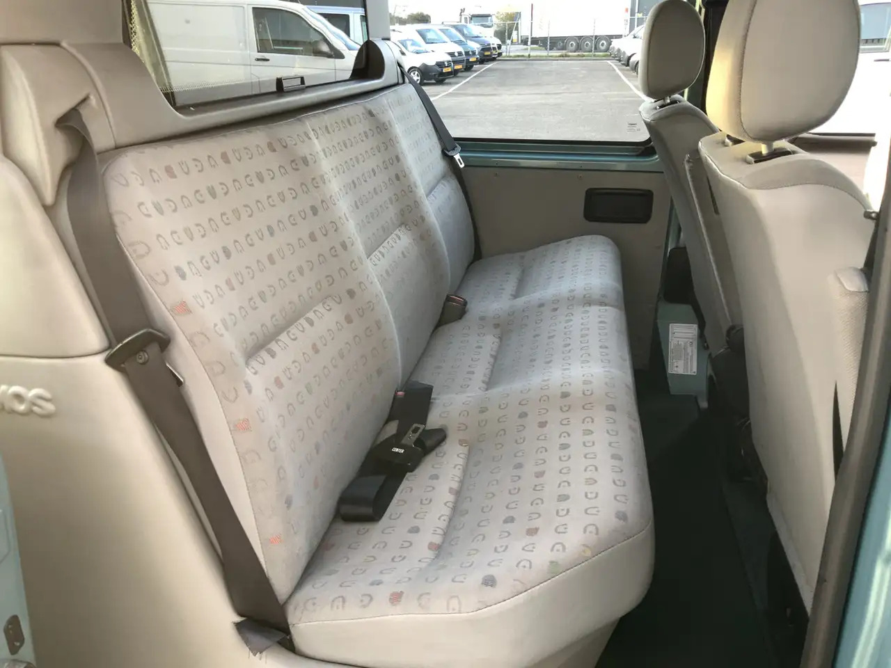 Volkswagen MARGE ! 2.5 TDI 292 Dub Cab 5 Zits Airco Cruise Tr - الشاحنات الصغيرة كابينة مزدوجة: صور 5 Volkswagen MARGE ! 2.5 TDI 292 Dub Cab 5 Zits Airco Cruise Tr - الشاحنات الصغيرة كابينة مزدوجة: صور 5