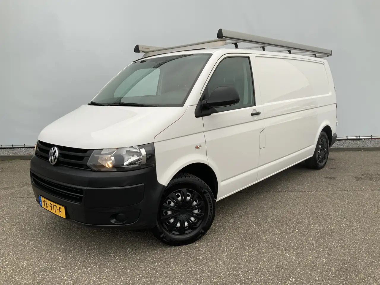 Volkswagen T5 Transporter 2.0 TDI L2H2 Airco Cruise 3 Zits Imperiaal & Trekh - فان: صور 1 Volkswagen T5 Transporter 2.0 TDI L2H2 Airco Cruise 3 Zits Imperiaal & Trekh - فان: صور 1
