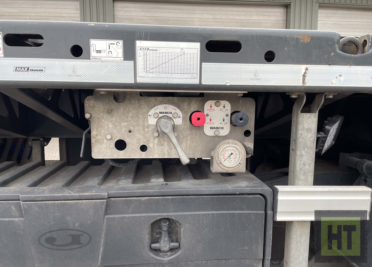 Faymonville MAX Trailer 3-Achs-Doppeltele-Plateau zwangsgelenkt - عربة مسطحة منخفضة نصف مقطورة: صور 4 Faymonville MAX Trailer 3-Achs-Doppeltele-Plateau zwangsgelenkt - عربة مسطحة منخفضة نصف مقطورة: صور 4