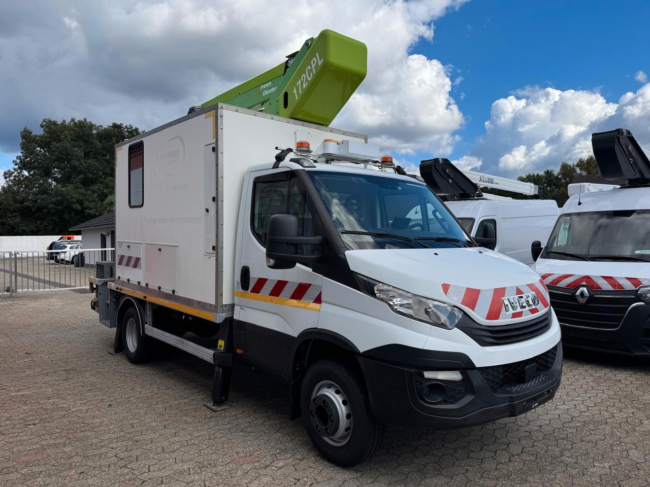 Iveco 70C18 Hubarbeitsbühne France Elevateur 172 CPL - مصاعد الازدهار محمولة على شاحنة: صور 3 Iveco 70C18 Hubarbeitsbühne France Elevateur 172 CPL - مصاعد الازدهار محمولة على شاحنة: صور 3