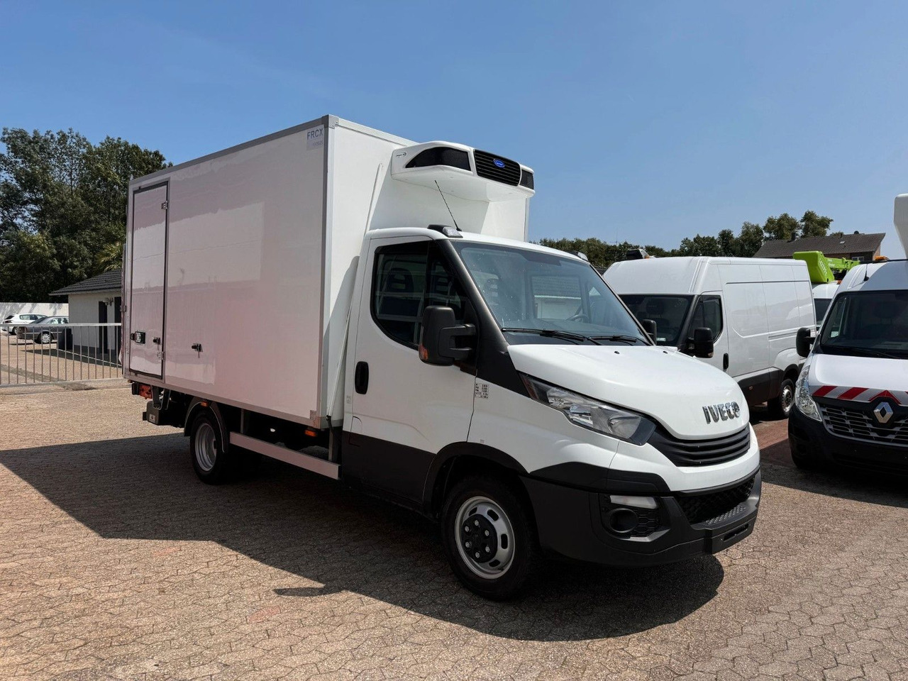 Iveco Daily 35C16 Tiefkühlkoffer Carrier Pulsor350 LWB - الشاحنات الصغيرة المبردة: صور 3 Iveco Daily 35C16 Tiefkühlkoffer Carrier Pulsor350 LWB - الشاحنات الصغيرة المبردة: صور 3