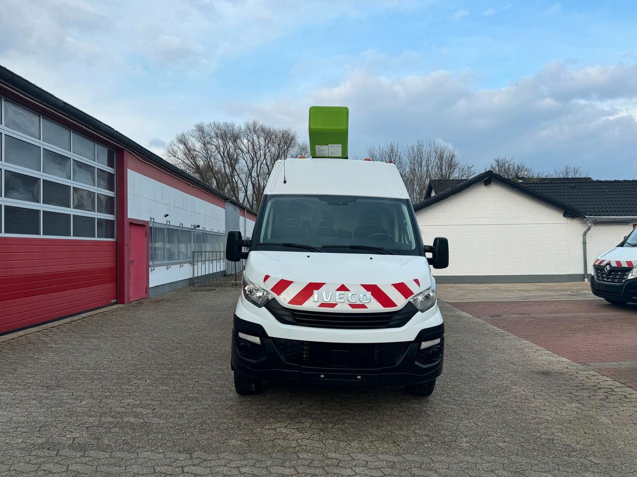 Iveco Daily 70C15 Steiger France Elevateur 172 TPFcc - مصاعد الازدهار محمولة على شاحنة: صور 2 Iveco Daily 70C15 Steiger France Elevateur 172 TPFcc - مصاعد الازدهار محمولة على شاحنة: صور 2