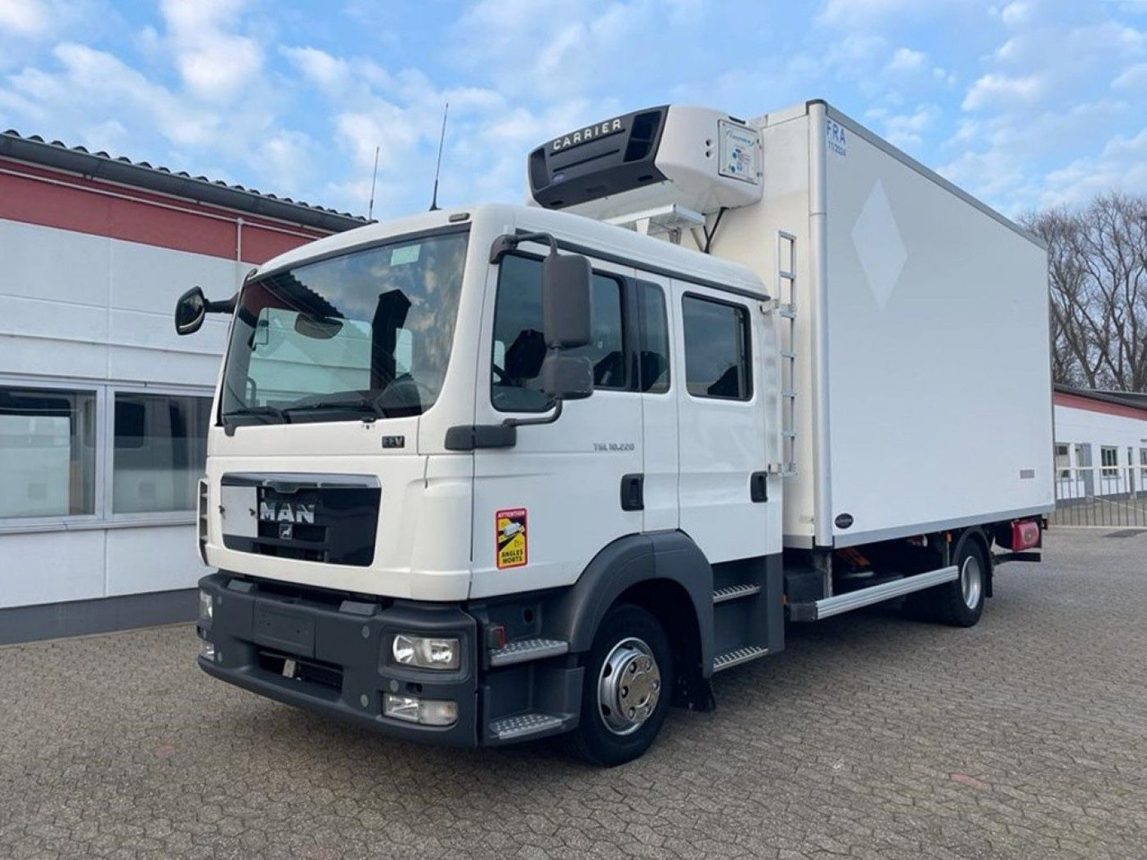 MAN TGL 10.220 Doka Möbelkoffer Umzug Fahrzeug - بصندوق مغلق شاحنة: صور 1 MAN TGL 10.220 Doka Möbelkoffer Umzug Fahrzeug - بصندوق مغلق شاحنة: صور 1