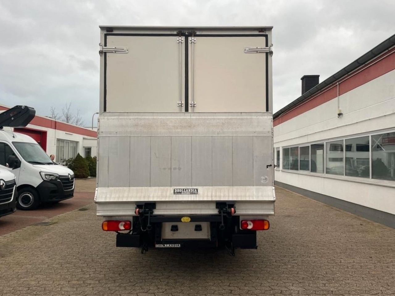 Renault Maxity Tiefkühlkoffer Multi-Temp Ladebordwand - الشاحنات الصغيرة المبردة: صور 5 Renault Maxity Tiefkühlkoffer Multi-Temp Ladebordwand - الشاحنات الصغيرة المبردة: صور 5