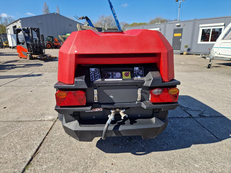 Atlas-Copco CPS2.0 in nieuwstaat met 100 uur! - ضاغط الهواء: صور 5 Atlas-Copco CPS2.0 in nieuwstaat met 100 uur! - ضاغط الهواء: صور 5