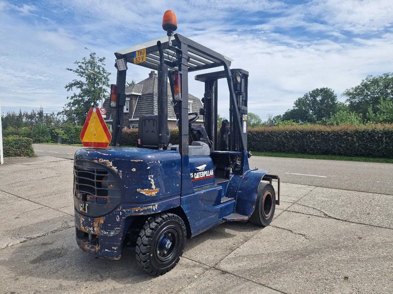 Caterpillar DP25K met breed vorkenbord - رافعة شوكية ديزل: صور 4 Caterpillar DP25K met breed vorkenbord - رافعة شوكية ديزل: صور 4