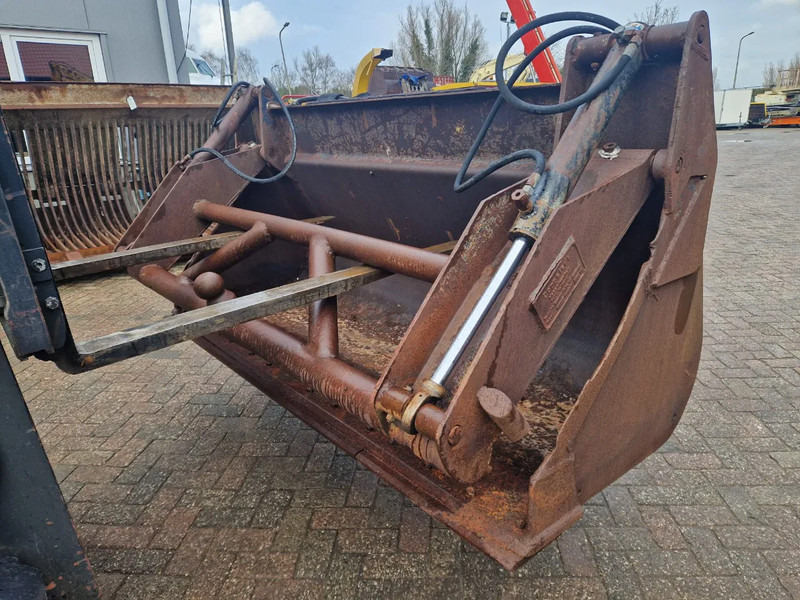 Doppstadt met Volvo aansluiting - بكت - آلات البناء: صور 2 Doppstadt met Volvo aansluiting - بكت - آلات البناء: صور 2