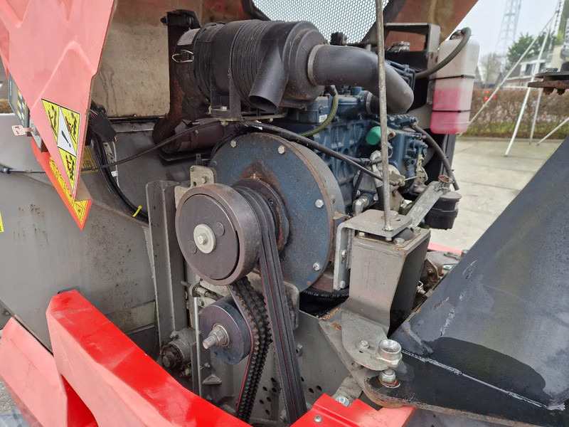 GS Puma 35D houtversnipperaar - ماكينة تقطيع الأغصان: صور 5 GS Puma 35D houtversnipperaar - ماكينة تقطيع الأغصان: صور 5