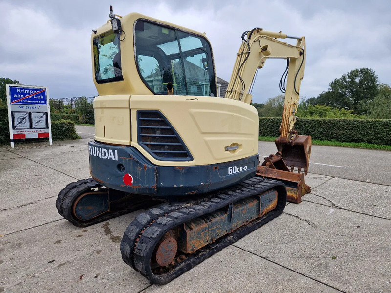 Hyundai Robex CR60-9 met airco en 3 bakken - حفارة مصغرة: صور 4 Hyundai Robex CR60-9 met airco en 3 bakken - حفارة مصغرة: صور 4