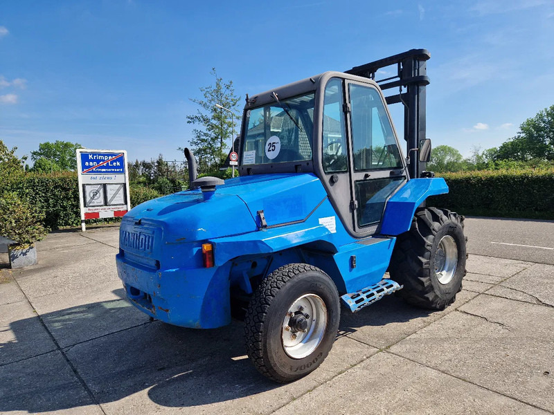 Manitou MC50 ruwterreinheftruck met sideshift - شاحنات الطرق الوعرة: صور 3 Manitou MC50 ruwterreinheftruck met sideshift - شاحنات الطرق الوعرة: صور 3