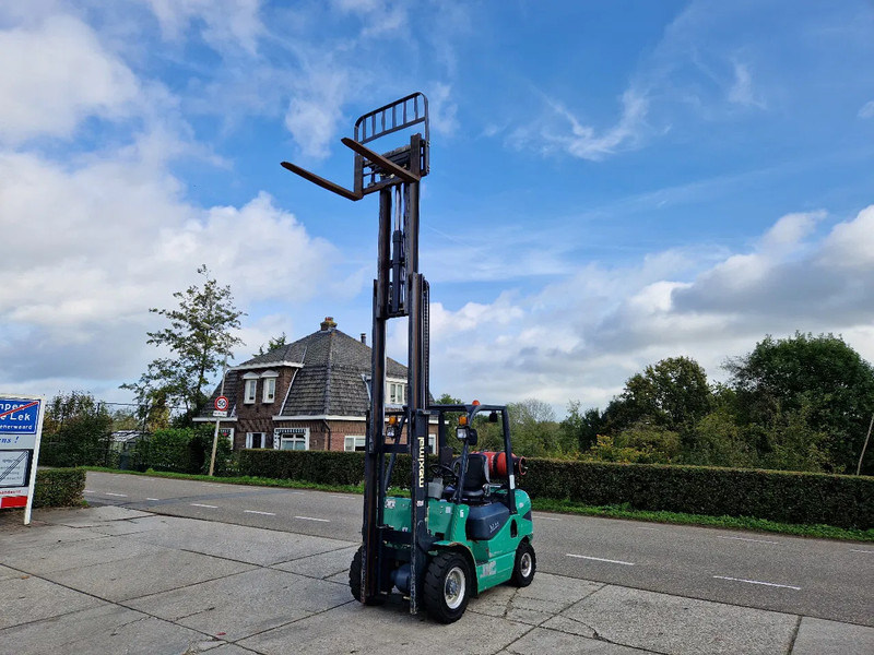 Maximal Nissan Zhejiang 2.5 ton LPG LOW HOURS - رافعة شوكية تعمل بالغاز: صور 1 Maximal Nissan Zhejiang 2.5 ton LPG LOW HOURS - رافعة شوكية تعمل بالغاز: صور 1