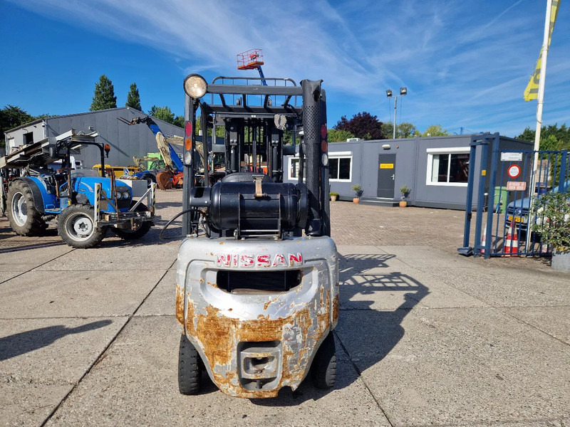 Nissan 1800 kg. LPG met keuring - رافعة شوكية تعمل بالغاز: صور 4 Nissan 1800 kg. LPG met keuring - رافعة شوكية تعمل بالغاز: صور 4