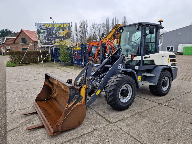 Terex TL80 met 1704 uur - اللودر بعجل: صور 1 Terex TL80 met 1704 uur - اللودر بعجل: صور 1