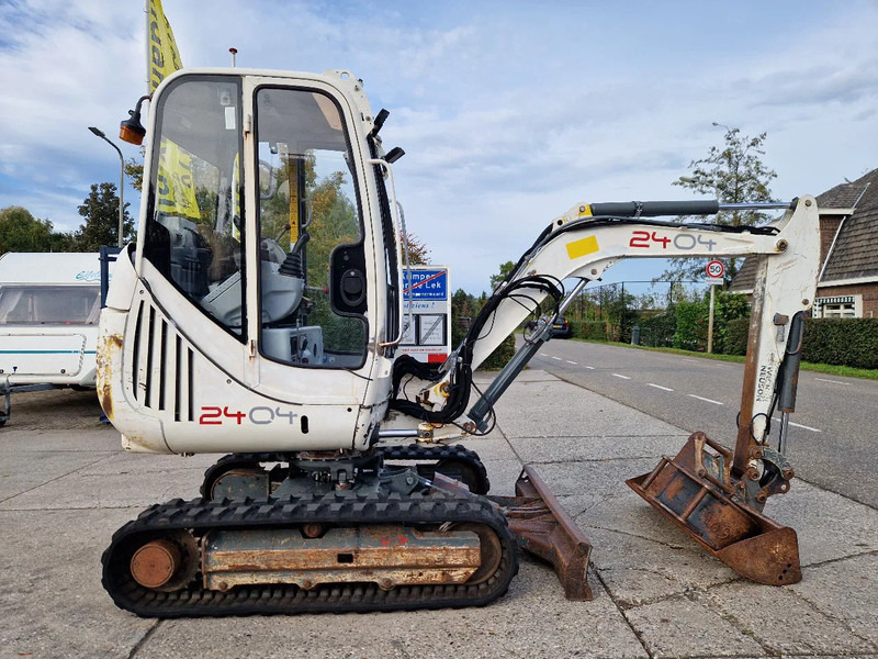 WACKER NEUSON 2404RD, kan op een berghelling draaien - حفارة مصغرة: صور 4 WACKER NEUSON 2404RD, kan op een berghelling draaien - حفارة مصغرة: صور 4
