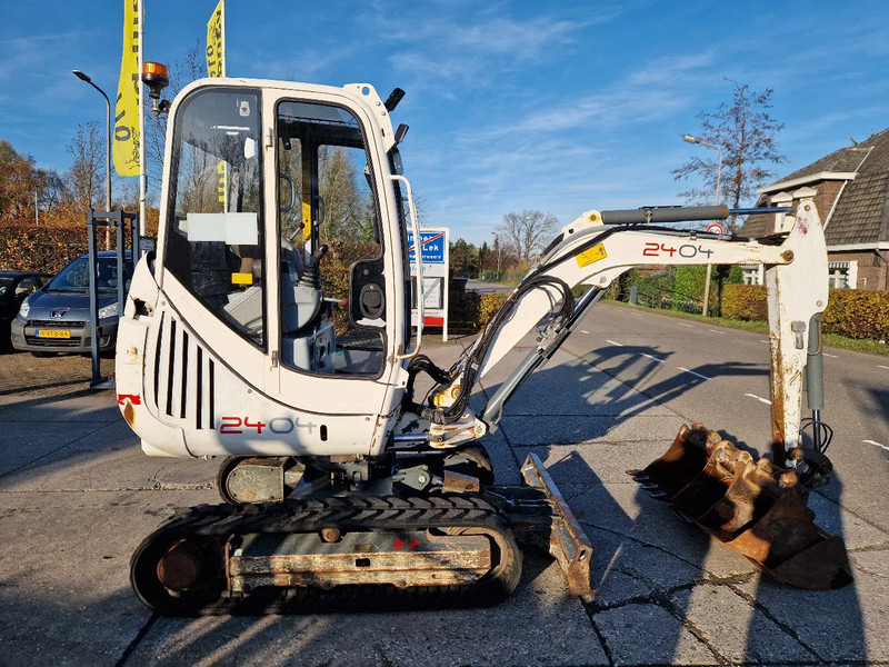 WACKER NEUSON 2404RD kan op een helling draaien - حفارة مصغرة: صور 3 WACKER NEUSON 2404RD kan op een helling draaien - حفارة مصغرة: صور 3