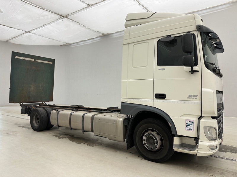 DAF XF 460 Space Cab - الشاسيه شاحنة: صور 3 DAF XF 460 Space Cab - الشاسيه شاحنة: صور 3