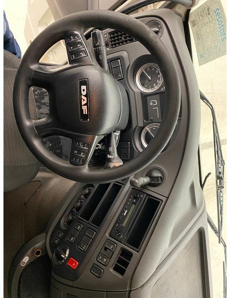 شاحنة جرار DAF XF 460 Space Cab: صور 11