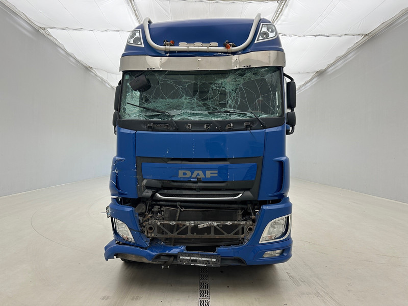 DAF XF 510 Super Space Cab - شاحنة جرار: صور 2 DAF XF 510 Super Space Cab - شاحنة جرار: صور 2