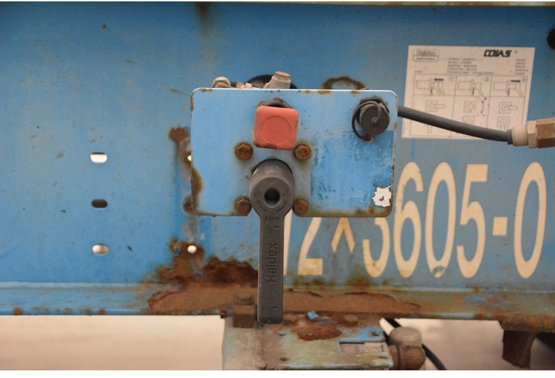 شاحنات الحاويات/ جسم علوي قابل للتغيير نصف مقطورة DESOT Skelet 20-30 ft: صور 9 شاحنات الحاويات/ جسم علوي قابل للتغيير نصف مقطورة DESOT Skelet 20-30 ft: صور 9