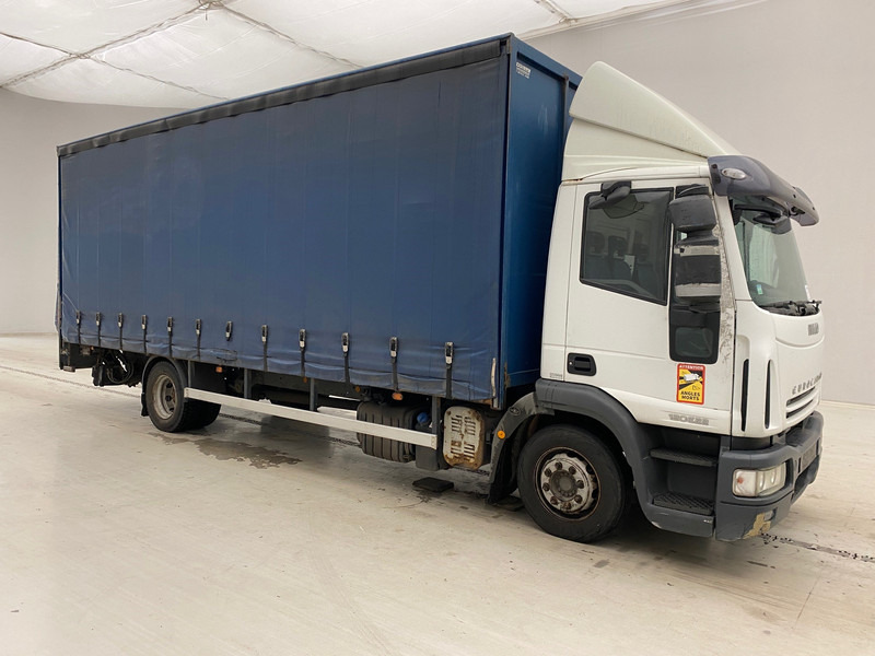 Iveco Eurocargo 120E22 - شاحنة ستارة: صور 3 Iveco Eurocargo 120E22 - شاحنة ستارة: صور 3
