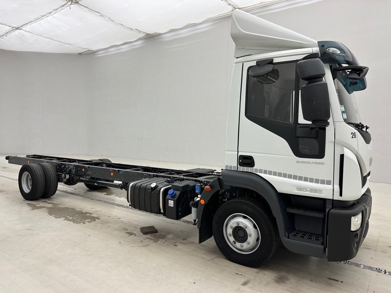 Iveco Eurocargo 120E25 - الشاسيه شاحنة: صور 3 Iveco Eurocargo 120E25 - الشاسيه شاحنة: صور 3