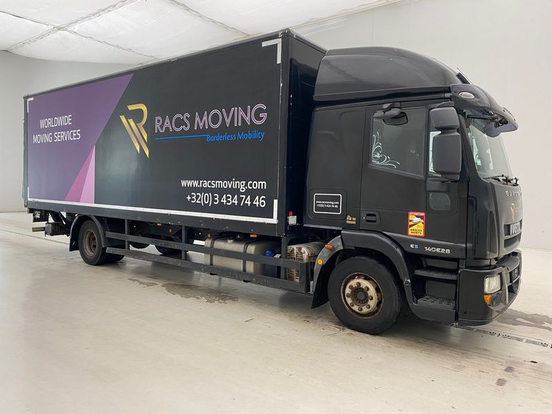 Iveco Eurocargo 140E28 - بصندوق مغلق شاحنة: صور 3 Iveco Eurocargo 140E28 - بصندوق مغلق شاحنة: صور 3