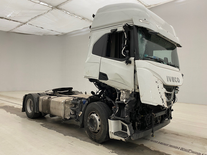Iveco S-WAY 460* - شاحنة جرار: صور 3 Iveco S-WAY 460* - شاحنة جرار: صور 3