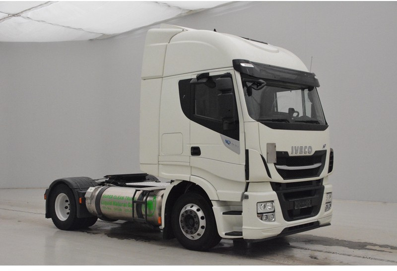Iveco Stralis AS440S40 LNG Natural Power - شاحنة جرار: صور 3 Iveco Stralis AS440S40 LNG Natural Power - شاحنة جرار: صور 3