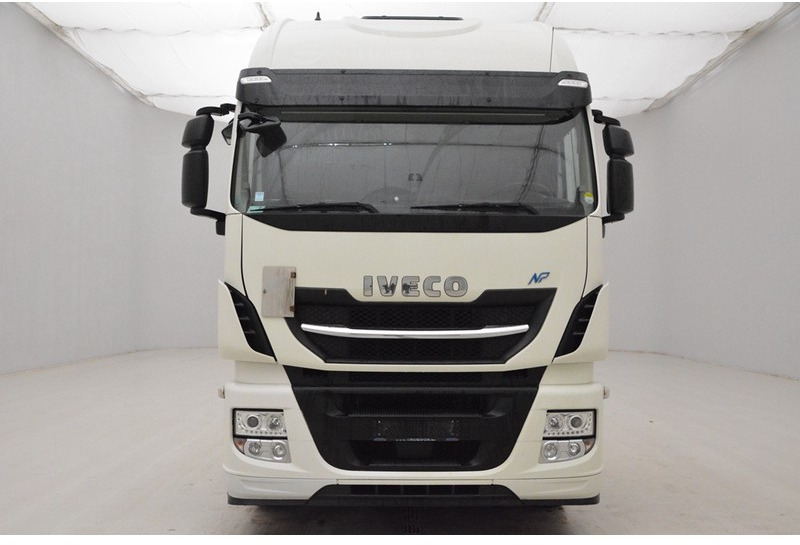 Iveco Stralis AS440S40 LNG Natural Power - شاحنة جرار: صور 2 Iveco Stralis AS440S40 LNG Natural Power - شاحنة جرار: صور 2
