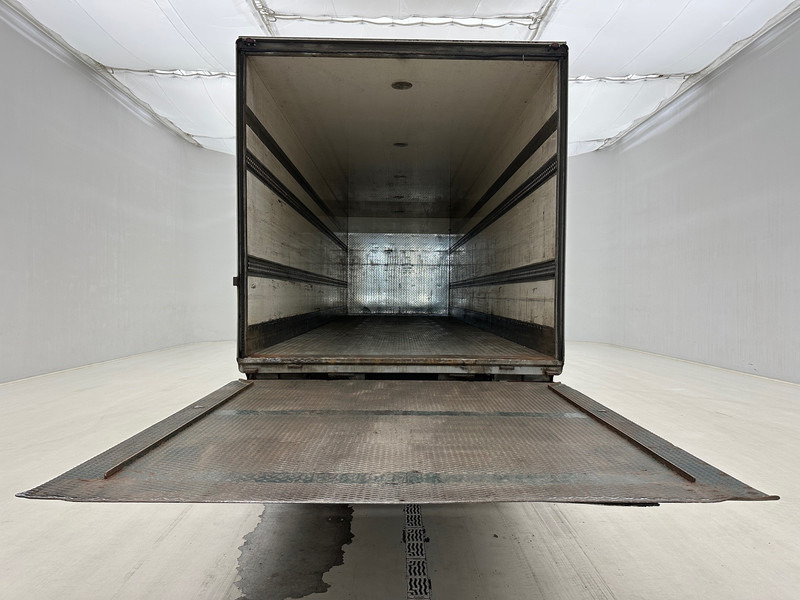 MAN TGA 26.313 - 6x2 - بصندوق مغلق شاحنة: صور 5 MAN TGA 26.313 - 6x2 - بصندوق مغلق شاحنة: صور 5
