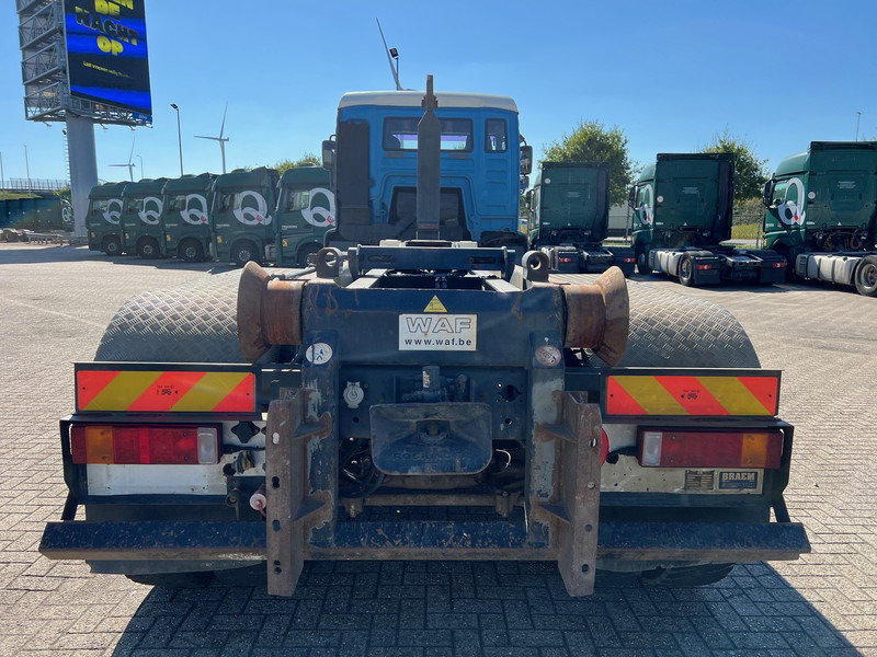 MAN TGA 26.410 - 6x4 - شاحنة ذات الخطاف: صور 5 MAN TGA 26.410 - 6x4 - شاحنة ذات الخطاف: صور 5