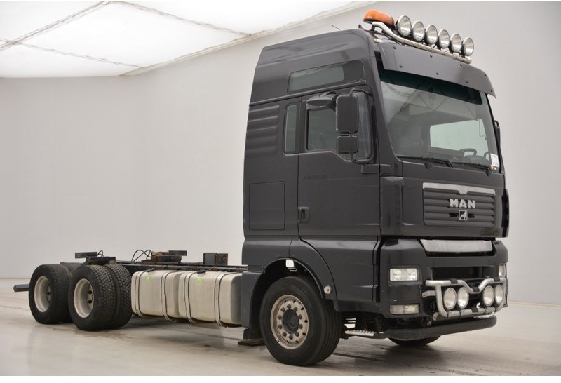 MAN TGA 28.530 - 6x2 - الشاسيه شاحنة: صور 3 MAN TGA 28.530 - 6x2 - الشاسيه شاحنة: صور 3