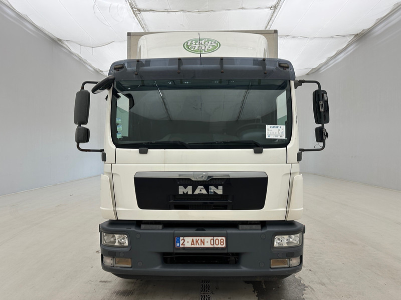 MAN TGM 12.250 - بصندوق مغلق شاحنة: صور 2 MAN TGM 12.250 - بصندوق مغلق شاحنة: صور 2
